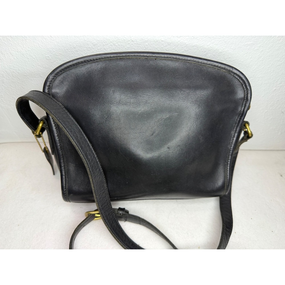 Vintage Coach Black Leather Crossbody Bag Brass Zip Pocket USA Women's Purse - Picture 7 of 13